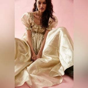 Selkie Seashell Champagne